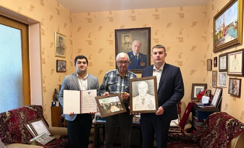 🎖Преемственность поколений: Молодежный совет в Москве в гостях у Бориса Васильевича Кравцова.