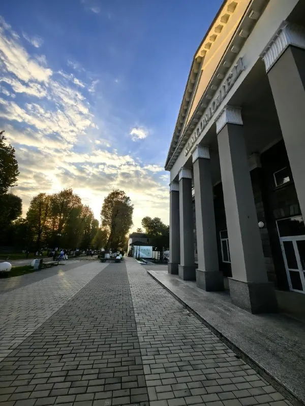 Для меня странно, что Алагир до сих пор не стал туристическим центром.