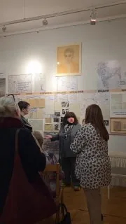 Вчера ходила на экскурсию по выставке «"Плохо причёсанный господин" в парижском кафе» в Музее-квартире А.