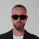 Viktor wears Pravda