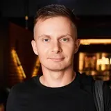 Купиталист Алексей Комаров