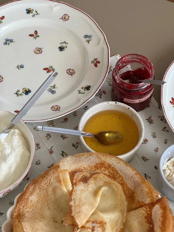 Готовим блины: без дырок и с хрустящим краешком