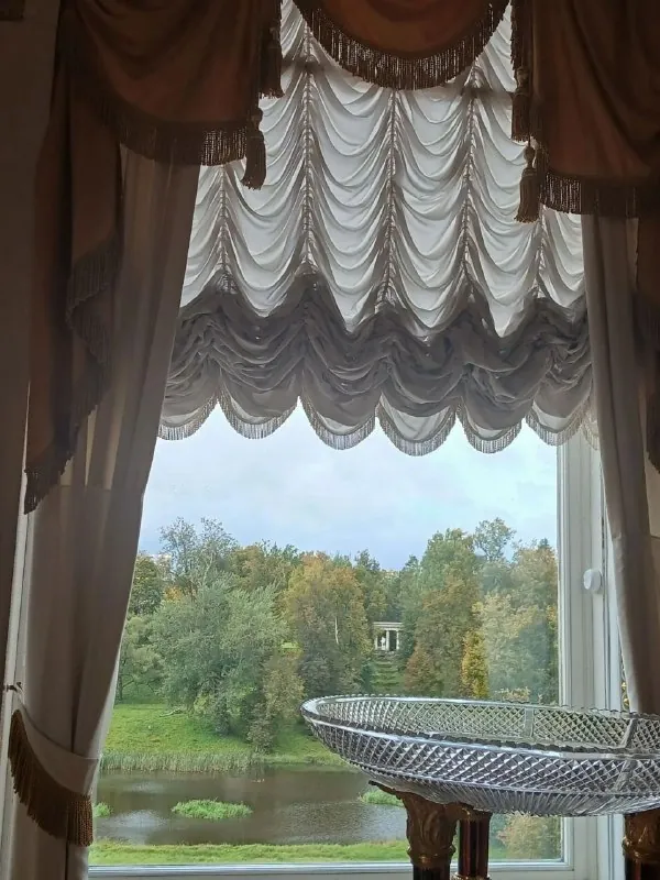 🌲🌳 Парк, продолжающийся во дворце?