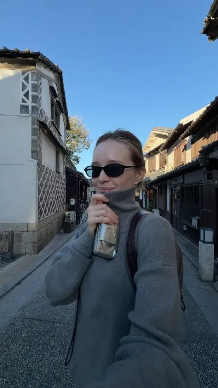 Если бы я могла посоветовать вам, куда съездить одним днем из Осаки, помимо Киото и Нары, то это был бы Курасики.
