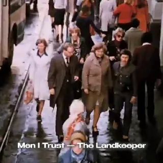 Мне кажется, канадцы Men I Trust могли бы записать идеальный саундтрек к «Служебному роману», посмотрите