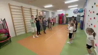 "Зарядки с родителями" - это не про спорт, это про контакт.