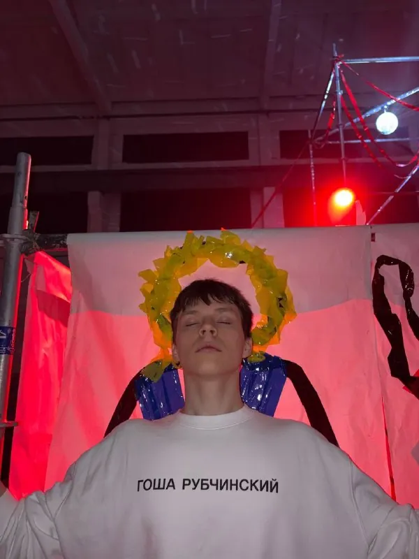 Сегодня день начался рано, впрочем, как и вчера, поэтому я готов транслировать!