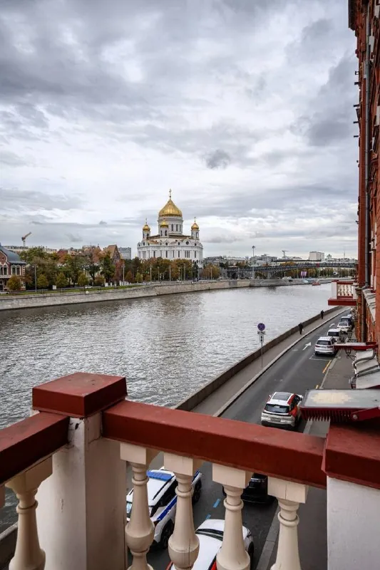 Старые корпуса легендарной фабрики Красный октябрь сохранят!
