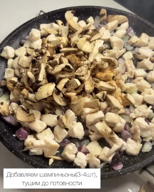 Картофельная запеканка с курицей и грибами