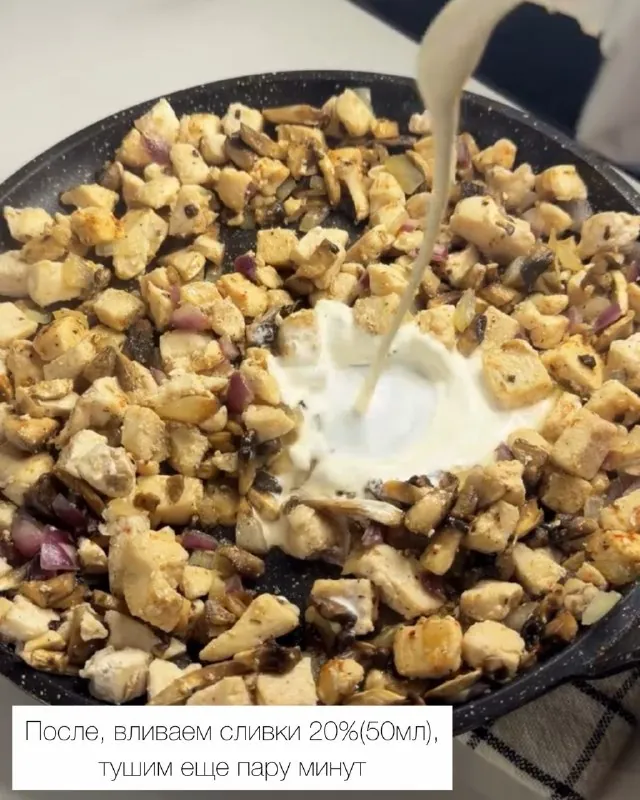 Картофельная запеканка с курицей и грибами