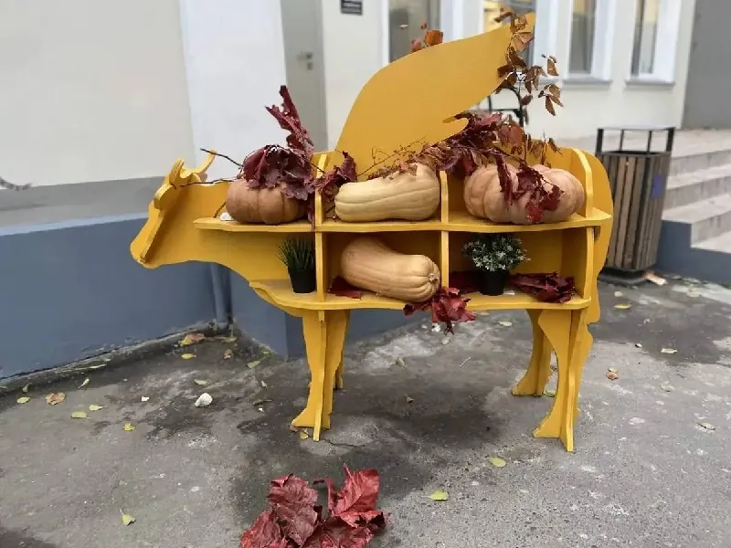 Висит груша – нельзя кушать.