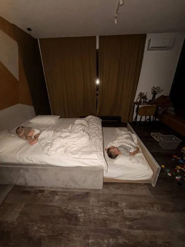 Отдых с двумя детьми, конечно, вообще не похож на то, что до рождения детей я привыкла называть отдыхом 😂