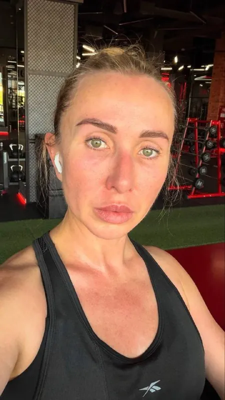Только я могла положить на лицо всяких экзо-шмекзо-сомов на …сят ₽ и пойти ставить рекорды😖😖😖