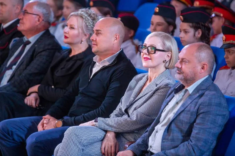 Написал гимн для анапского лицея имени А.Д.
