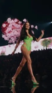 Обсудим? Victoria’s Secret спасибо за кайф и удовольствие.