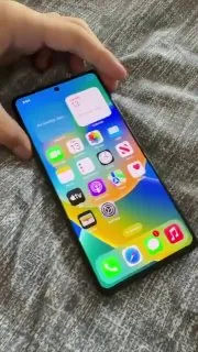 🍎 iOS запустили на XIAOMI Redmi Note 12.