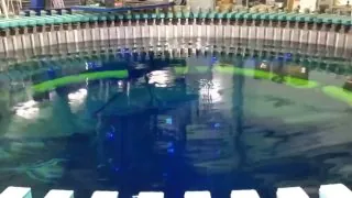 #️⃣ Волны Фарадея — это один из самых красивых и наглядных примеров параметрической неустойчивости в физике.