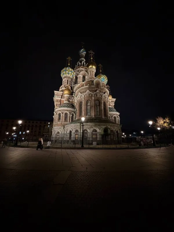 Просто оставлю тут чуть-чуть Петербурга.