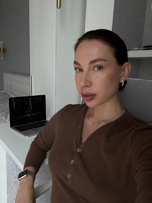 Я дошла до уровня, когда почти все новые клиенты приходят по сарафанному радио через рекомендации моих клиентов 🙏🏼❤️