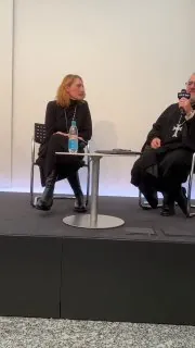 🥰Когда на Фейсбуке мне случайно попалась на глаза публикация Наринэ Абгарян о встрече в Штутгарте, я поняла, что это…