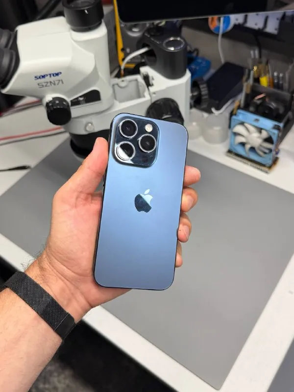 На срочный ремонт сегодня пришел iPhone 15 Pro, который со слов клиента нагрелся, быстро разрядился и после того как…