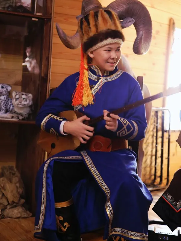 С Днём алтайского языка, друзья!