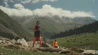 Веди себя в кадре нормально.