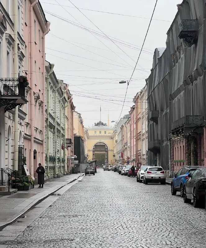Зарядили вновь дожди.