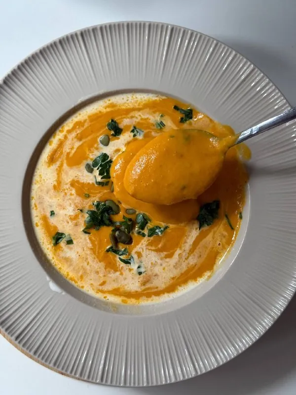 Я приготовила, наверное, самое вкусное блюдо за последнее время и это тыквенный суп🎃🎃