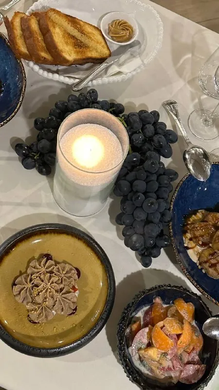 Обязательная точка остановки отдыхающих и желающих вкусно поесть с видом на живописный склон с виноградником в районе…