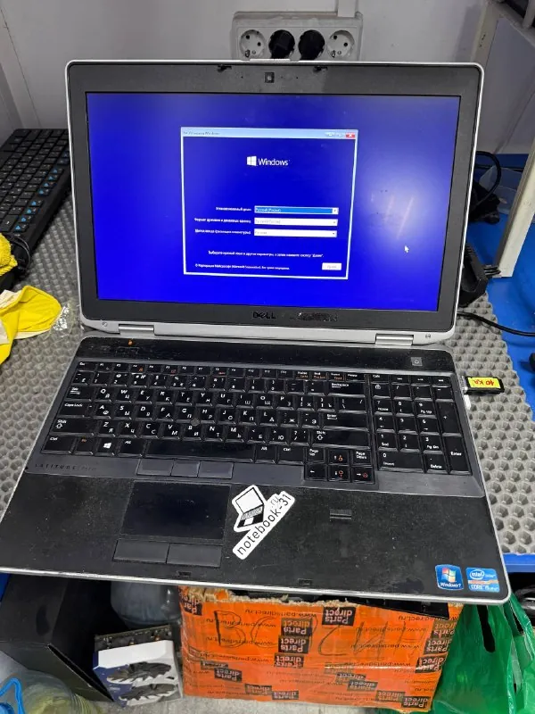 Принесли старичка DELL latitude E6530 c проблемой - перестал загружать ОС 😁
